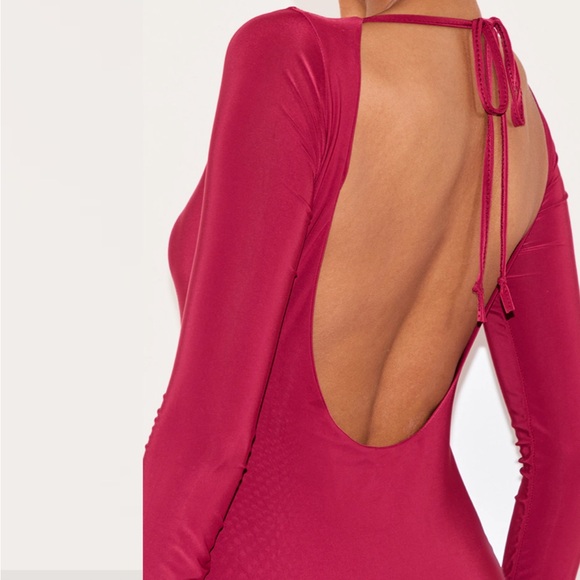 PrettyLittleThing NEW Long Sleeve Slinky Maxi Dress Wine 10 Double Layer Sexy - Picture 3 of 14